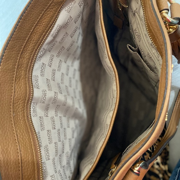 Michael Kors Tan Bedford Laptop Tote w/ Tassel - Picture 6 of 8